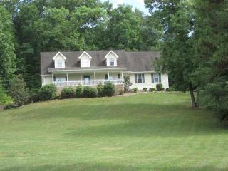 2565 Phillip Ln, Russellville, TN 37860-9364