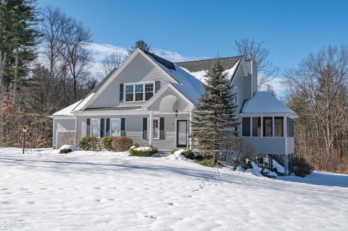 7 Chandler Ln, Amherst, NH 03031-2015