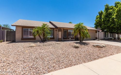 8121 Dartmouth St, Mesa, AZ 85207-5807