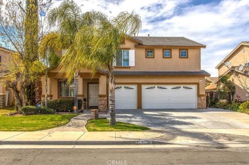 3530 Rolling Rock Ct, Perris, CA 92571-7575