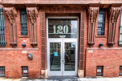 1910 Indiana Ave, Chicago IL  60616-4329 exterior