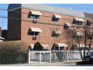 3606 Eastchester Rd, Bronx, NY 10469-1607