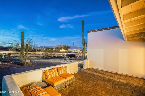 2545 Anklam Rd, Tucson, AZ 85745-1730