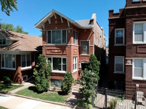 4307 Sawyer Ave, Chicago, IL 60618-1211