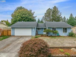 210 151st Ave, Vancouver, WA 98684-8171