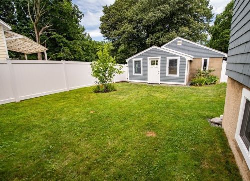 51 Adams St, Danvers MA  01923-2717 exterior