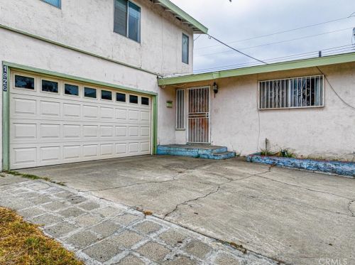 1926 Harvard St, Santa Ana, CA 92704-4731