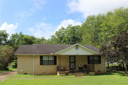 76 Carter St, Alamo, TN 38001-1585