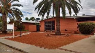 5226 4th St, Tucson, AZ 85711-2302