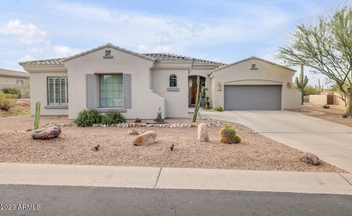 8715 Nora St, Mesa, AZ 85207-1413