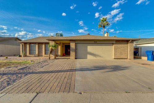 928 Olla Ave, Mesa, AZ 85210-8216