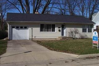 108 Poplar St, Normal, IL 61761-1637