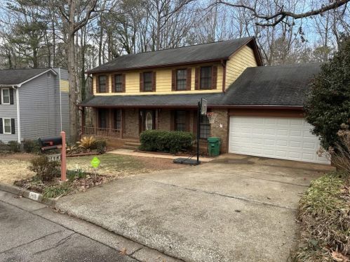 1413 Hunters Frd, Stone Mountain, GA 30088-3131