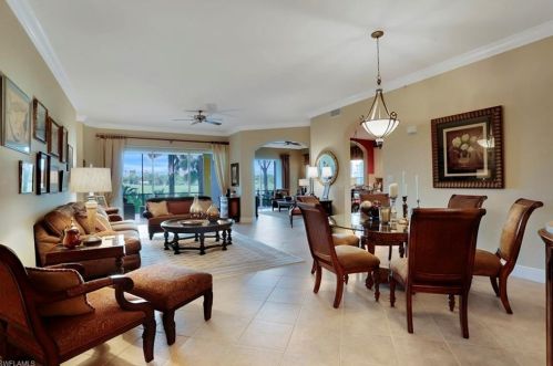 9082 Cascada Way, Naples, FL 34114-6444