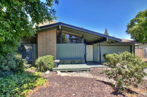 8705 Milo Ct, Elk Grove, CA 95624-1816