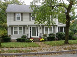 53 Allen Ave, Newton, MA 02468-1716