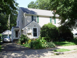 151 Woodcliff Rd, Newton, MA 02461-1838