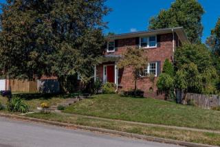 3801 Hapgood Ln, Lexington, KY 40514-4030