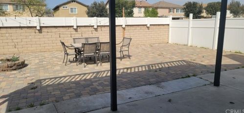 684 Hacienda Ave, Perris, CA 92571-2823