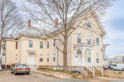 25 Glenwood Sq, Brockton, MA 02301-3813