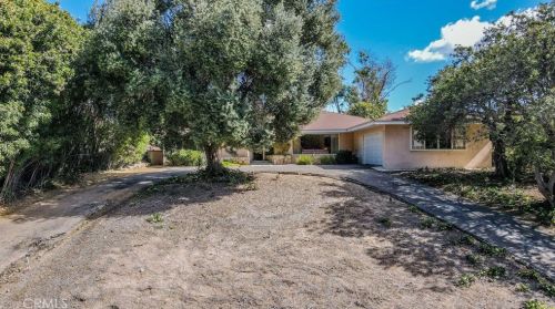 2820 Domingo Rd, Fullerton, CA 92835-2428