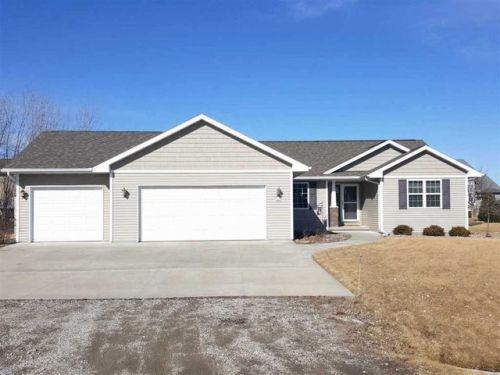3886 Braeburn St, Oshkosh WI  54904-7343 exterior