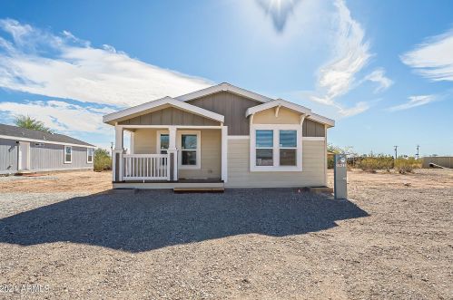 22421 Pleasant Ln, Wittmann, AZ 85361-9696