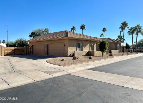 24403 43rd Dr, Glendale, AZ 85310-3106