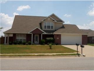 631 Paint Ln, Centerton, AR 72719-9231