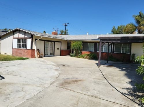 245 Broadbent Dr, Riverside, CA 92507-4741