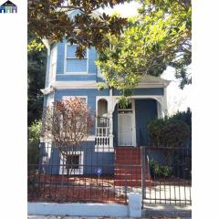 1477 8 St, Oakland CA  94607-1964 exterior