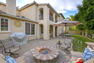7467 Circulo Sequoia, Carlsbad, CA 92009-8467