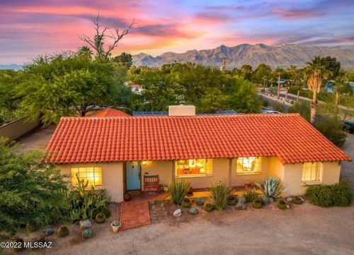 2015 Elm St, Tucson, AZ 85719-4329