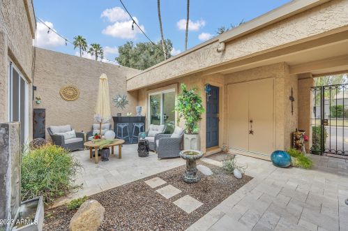 8161 Del Cuarzo Dr, Scottsdale AZ  85258-2323 exterior