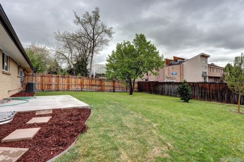 6671 Ithaca Pl, Denver CO  80237-1214 exterior