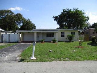 6220 20th Ct, Hollywood FL  33023-2841 exterior