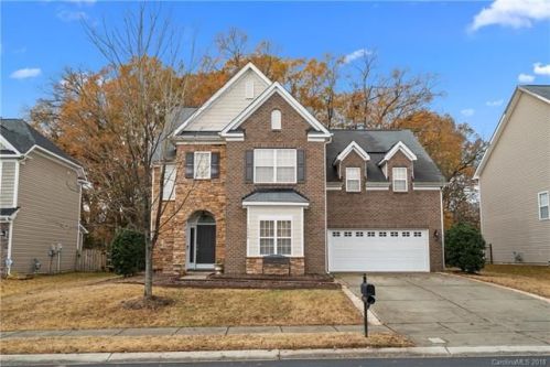 14004 Highland Meadow Rd, Charlotte, NC 28273-4950