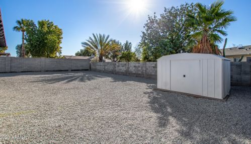 3437 Acoma Dr, Phoenix AZ  85032-5165 exterior