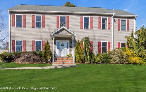 53 Viola Ave, Leonardo, NJ 07737-1220
