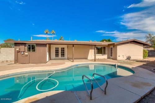 2519 Huber St, Mesa, AZ 85213-4135