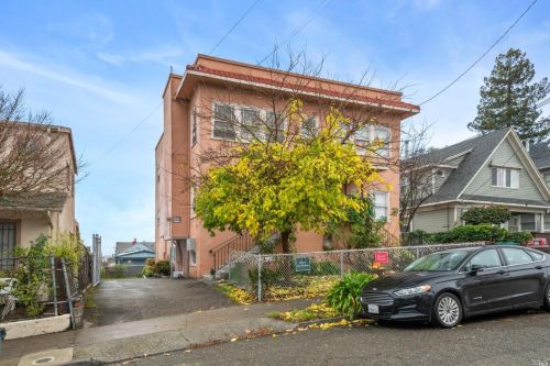 1131 Bella Vista Ave, Oakland, CA 94610-4038