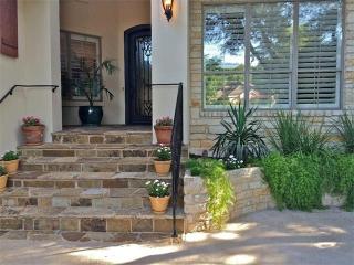 607 Rolling Green Dr, Austin TX  78734-5224 exterior