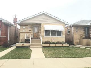 4928 Keating Ave, Chicago, IL 60632-4815