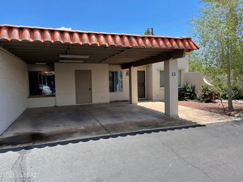 2525 Prince Rd, Tucson, AZ 85716-1120