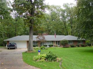 4130 Robinhood Ln, Toledo OH  43623-2537 exterior