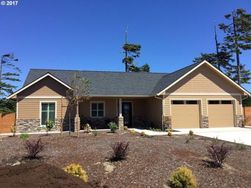 88073 Lake Point Dr, Florence OR  97439-8497 exterior