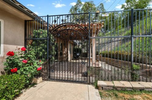 9063 Old Castle Rd, Valley Center CA  92082-5503 exterior