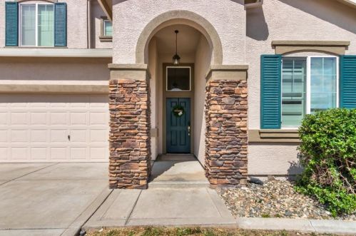 9622 Brindle Ct, Elk Grove, CA 95757-8371