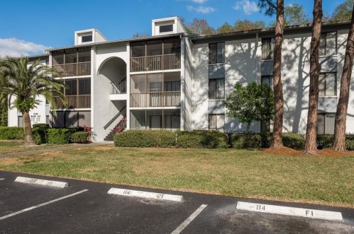 1236 Pine Ridge Cir, Tarpon Springs, FL 34688-6474
