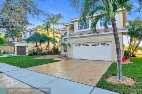 1240 185th Ter, Hollywood, FL 33029-3654